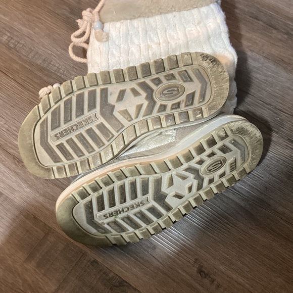 Skechers Fabric & Leather Boots - Picture 6 of 7